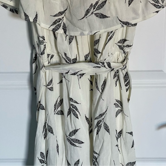 Baltic Born Leaf Print Off Shoulder Maxi Dress 18964 - Picture 10 of 14